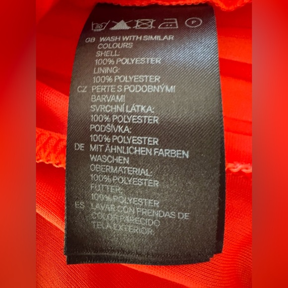 H&M Vibrant Bright Red-Orange Pleated Halter-neck Blouse - Picture 8 of 8